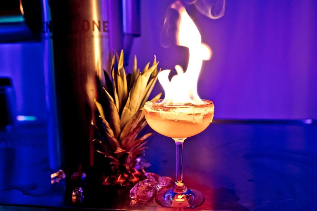 _DSC1429 flambierter Cocktail